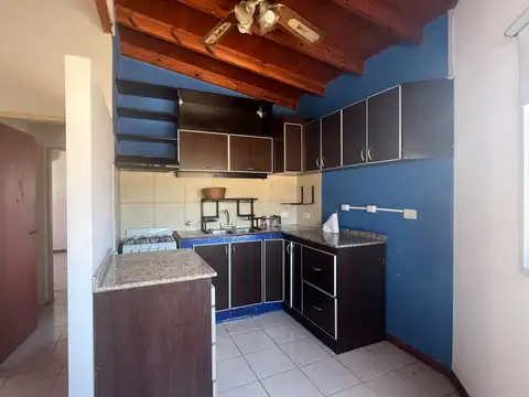 Depto Tipo Casa en Alquiler de 4 ambientes