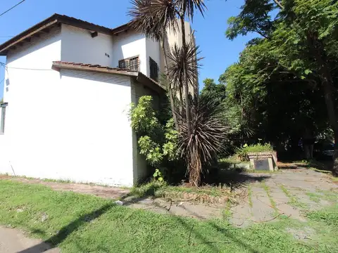 Depto Tipo Casa en Venta de 5 ambientes
