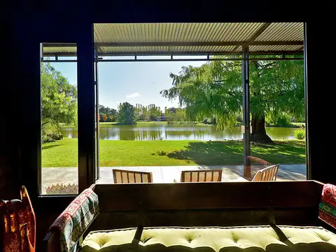 Casa 6 ambientes con 3 baños