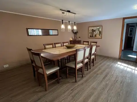 Casa 8 ambientes con 1 baño