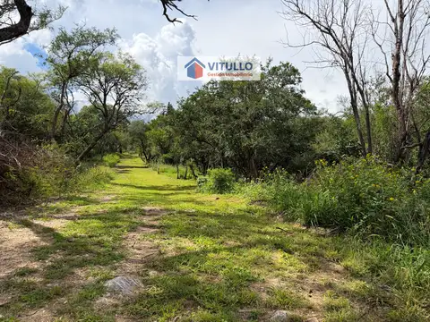 Terreno en Venta en Loma Bola, USD 15.000