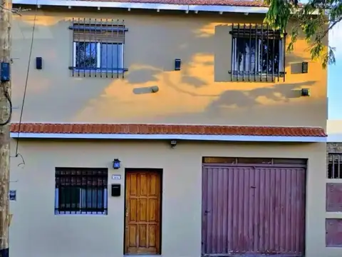 Ph Frente de 3 Ambientes en Castelar