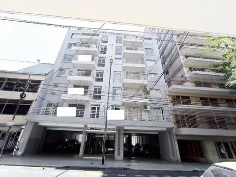 3 Ambientes- Balcon - Dorm. en suite - Toilette - cochera - Amenities | Flores - Camacua al 100