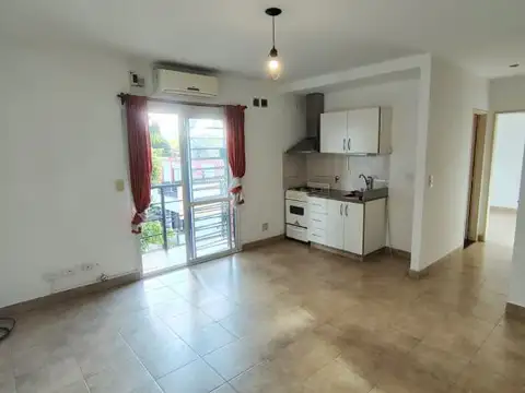 Rivera Indarte 547 , Piso 2