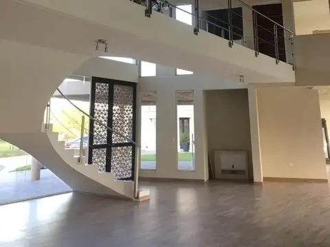 Casa en Venta en Haras Santa Maria, USD 550.000