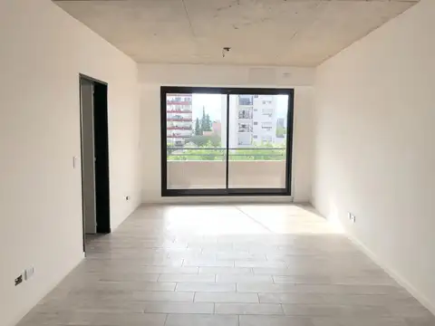 Departamento en Alquiler en Colegiales, $ 600.000