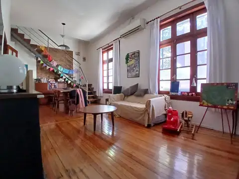 Casa 4 ambientes con 3 baños