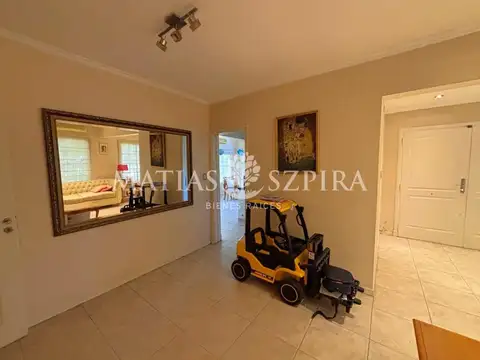 Gdor. Luis Garcia 1300