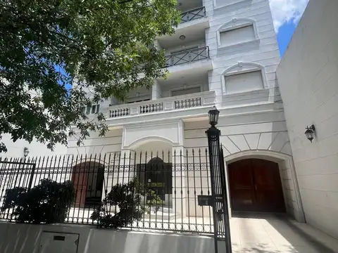 DEPARTAMENTO EN VENTA EN PERGAMINO CON COCHERA