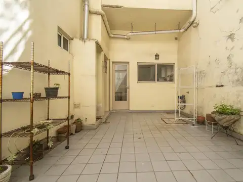 VENTA PH 4 AMBIENTES APTO CREDITO COCHERA FRENTE LUMINOSO SIN EXPENSAS  