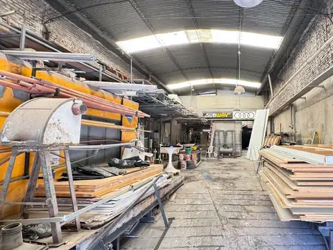 GALPON EN ALQUILER - Villa Crespo -  Varios usos