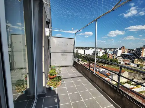 Departamento de dos ambientes en edificio con amenities.