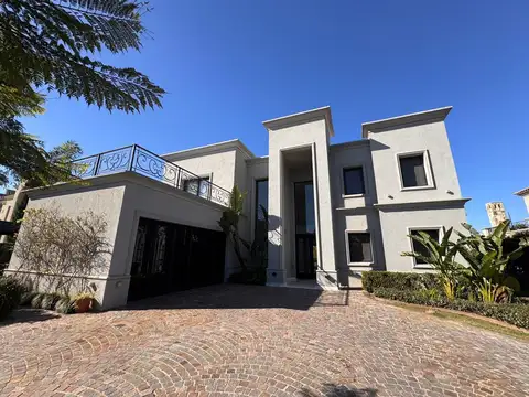 Venta casa Bs As Golf Country Club, Bella Vista