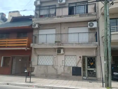 Departamento 3 ambientes a 200 mts. Plaza San Justo