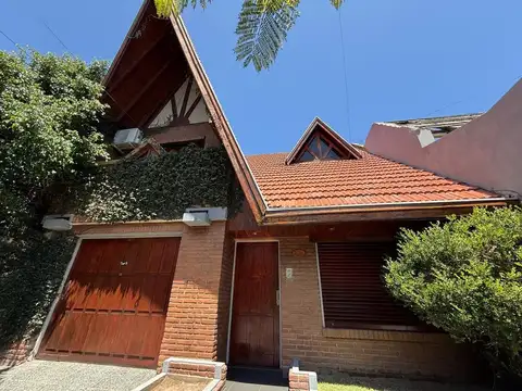 CHALET EN VENTA 4 AMBIENTES LOMAS DE ZAMORA