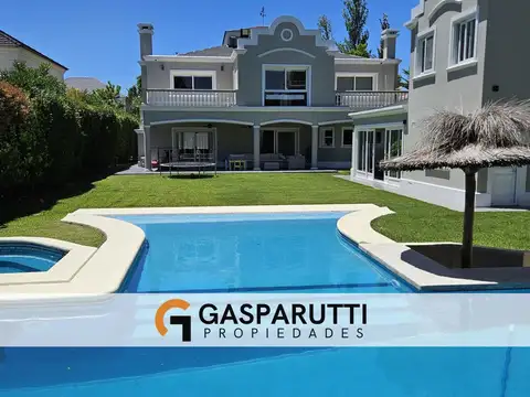 Casa en Venta y Alquiler 5 Dorm con Pileta Barrio Septiembre