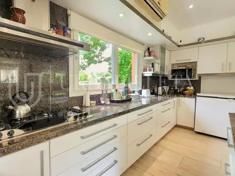 Casa en venta en La Lomada de Pilar
