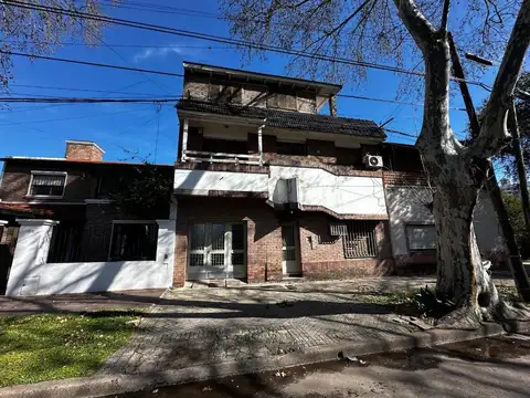 OPORTUNIDAD VENTA CASA 3 DORMITORIOS PATIO COCHERA