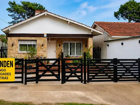 CASA A LA VENTA EN BLOCK CON 2 DEPARTAMENTOS