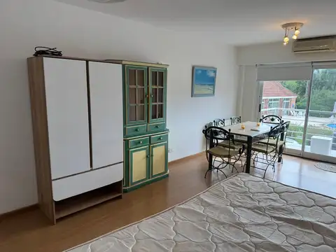 Departamento en Alquiler en Santa Barbara, $ 610.000