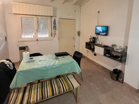 Depto Tipo Casa en Venta en Ciudad Jardin del Palomar, USD 92.000