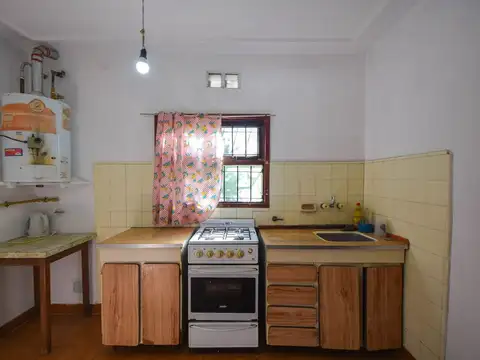 VENTA CASA 2 AMBIENTES CON PARQUE B. SAN MARTIN