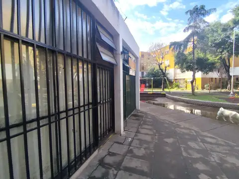 Local en Venta en Pompeya, USD 16.500