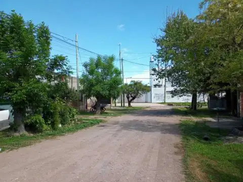 Casa en venta - 2 Dormitorios 1 Baño - Villa Elvira