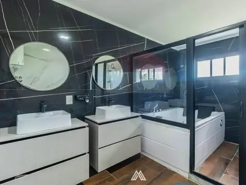 SE VENDE CASA 4 DORMITORIOS CIUDAD DEL PLATA