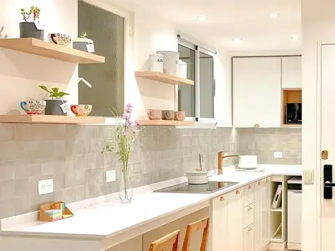 Divino monoambiente en venta en Retiro.