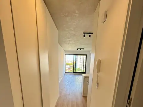 Departamento en Alquiler en Colegiales, $ 670.000
