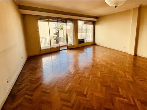 OPORTUNIDAD ¡  3 ambientes  de 103m2, al frente c/balcón - u$s 1600 x m2 ¡