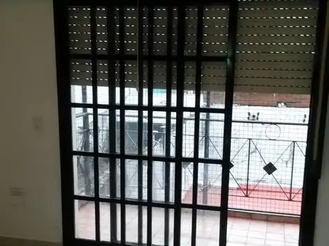 Depto Tipo Casa en Venta de 2 ambientes