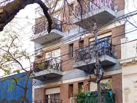 PH en Balvanera 2 Ambientes Bajas Expensas