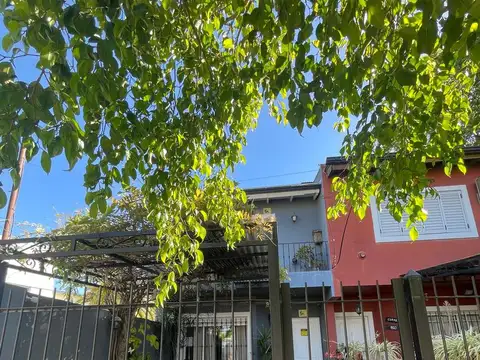Depto Tipo Casa en Venta de 4 ambientes