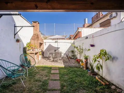 Duplex 3 ambientes con patio y parrilla - San Miguel