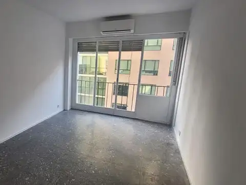 CABILDO 597 - BELGRANO - 2 AMB AL FRENTE MUY LUMINOSO!