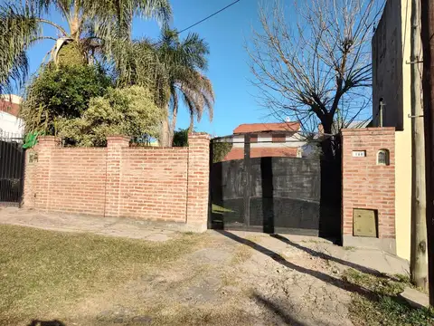 Casa de 4 ambientes en 2 plantas