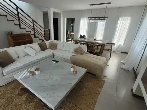 Casa en Alquiler Temporal al Noreste