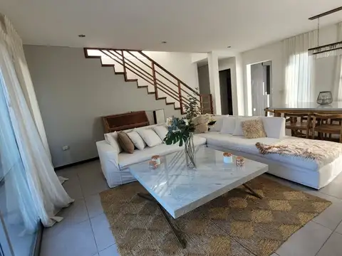 Casa en Alquiler Temporal de 3 dormitorios