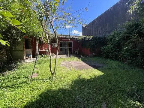 Casa en venta para refaccionar- Martínez - 2 dormitorios