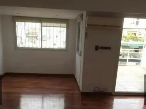Dúplex en venta - 4 Dormitorios 2 Baños - Palermo