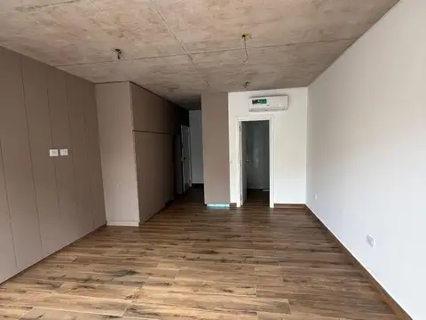 Rawson 1700, Piso 1