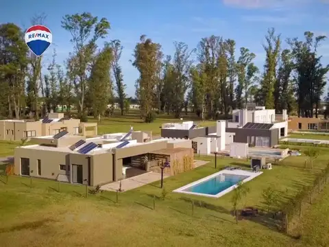 VENTA DE LOTE, VILLA TRES PINOS - BARRIO CASCO