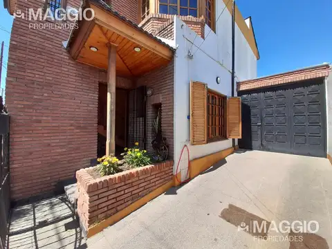 VENTA CASA 5 AMBIENTES SAN JUSTO