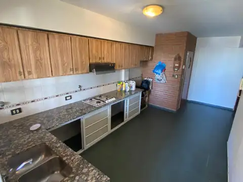 DEPARTAMENTO en ALQUILER en Ramos Mejia