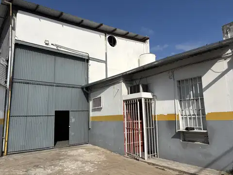 Av. Antartida argentina 1100