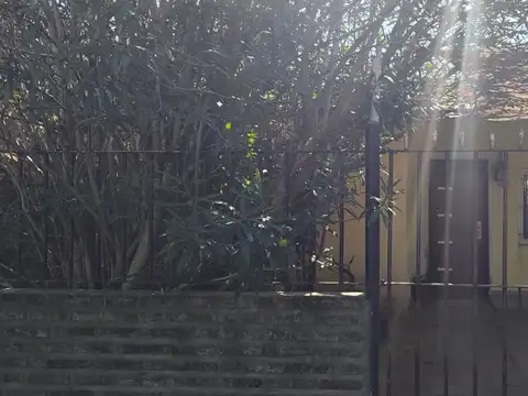 VENTA CASA DE 3 DORMITORIOS EN BAIGORRIA