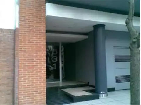 2 AMBIENTES CONTRAFRENTE ABIERTO CON BALCÓN