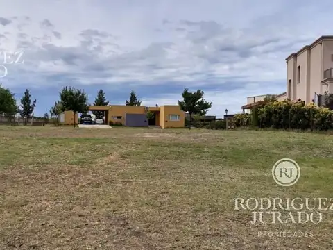 Terreno en Venta en San Gabriel, USD 270.000